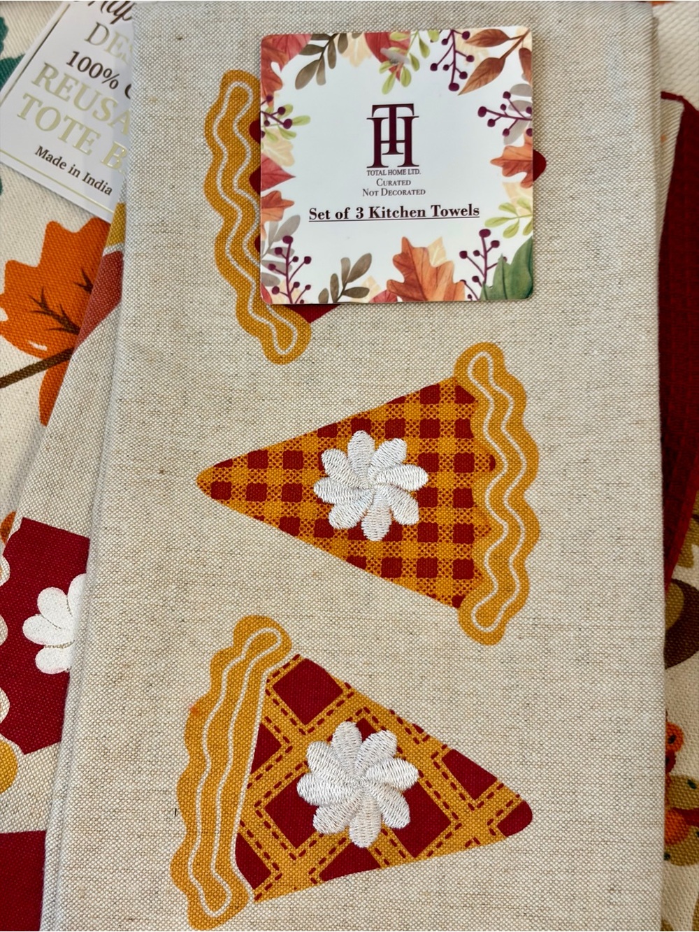 NWT THANKSGIVING and AUTUMN BUNDLE
ITEMS TOTAL 11 Before related gifts🧡🍂🤎🍁 - Picture 12 of 12